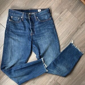 Levi’s Wedgie Straight Raw Hem Denim Jeans Size 28